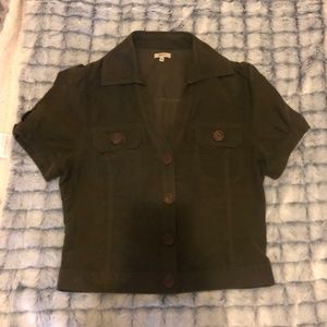 Casual Khaki Green Short -Sleeved Jacket by Sashimi in Medium